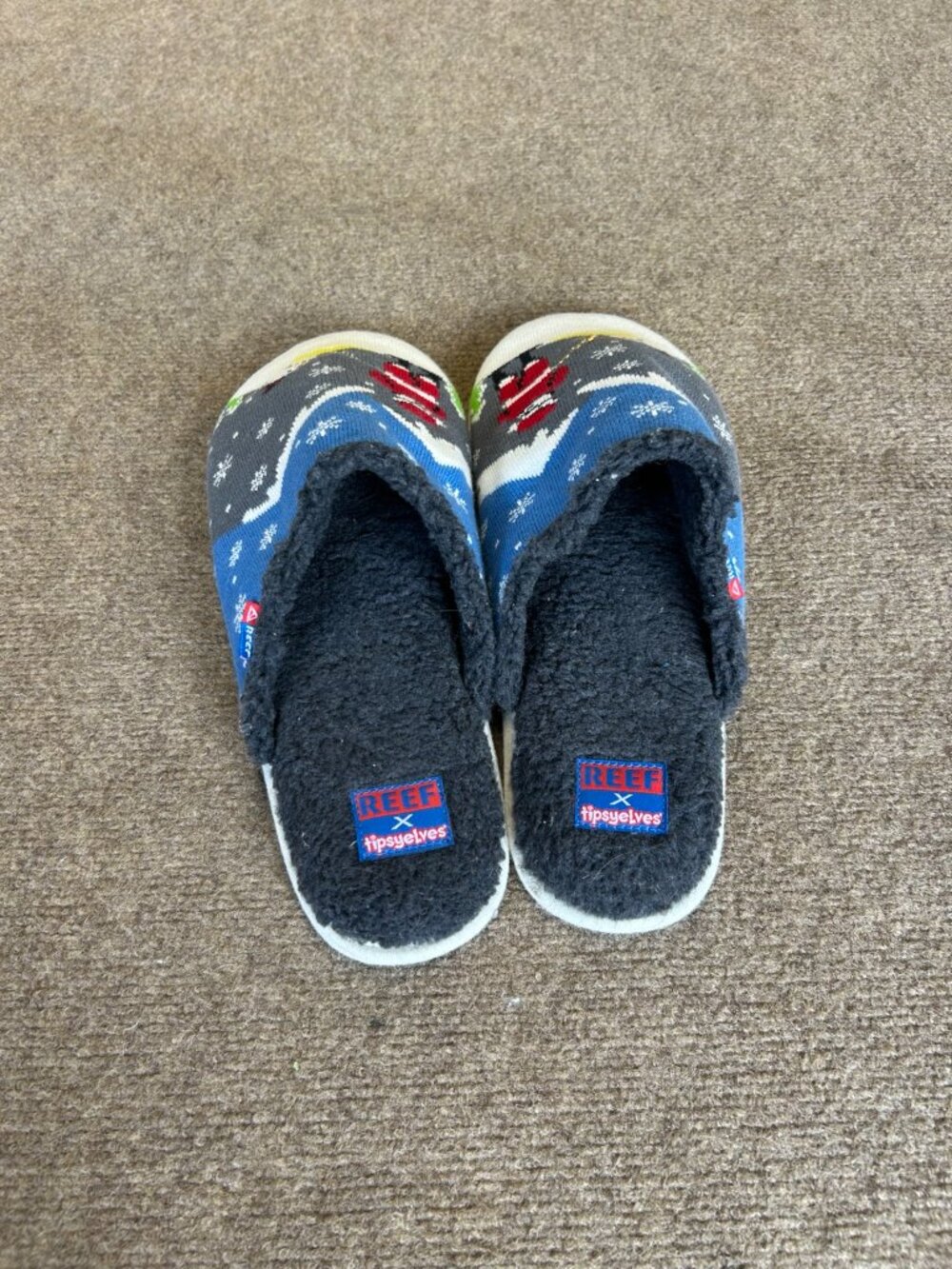 REEF x Tipsy Elves Light Up Christmas Slippers Holiday Shoes - Picture 4 of 5